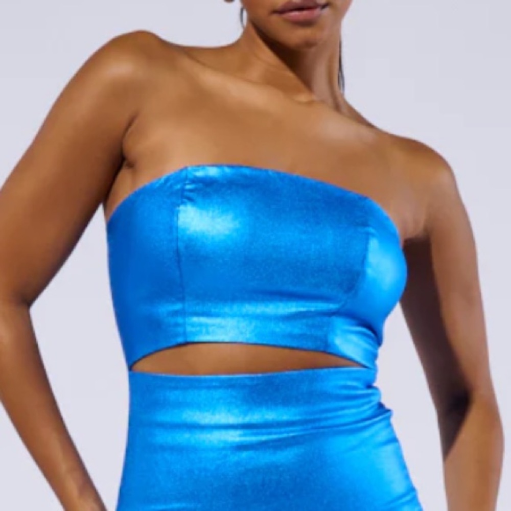AKIRA Shiny Electric metallic tube top size small